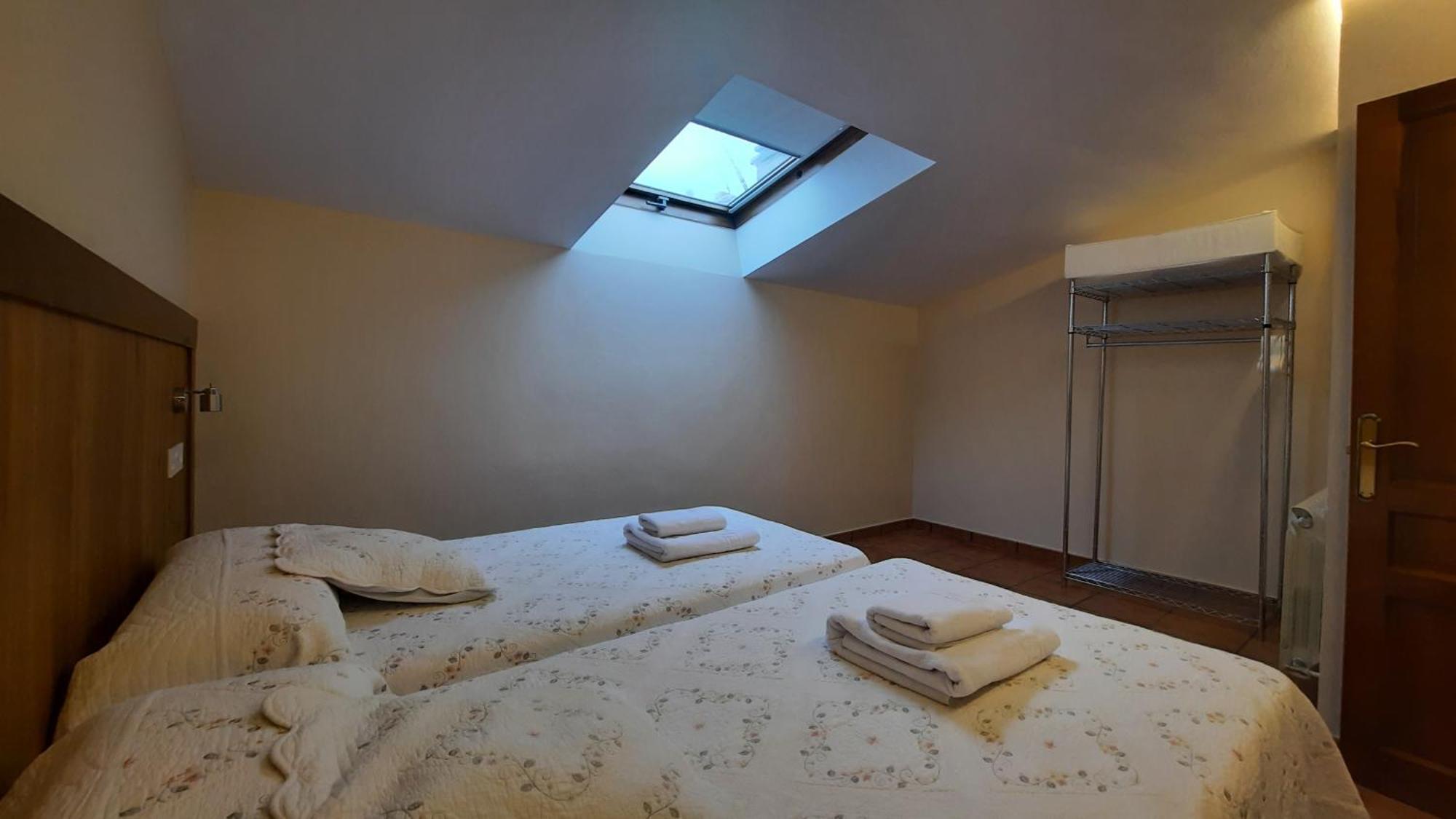 Casa Rural La Casina Villa Sariego Ngoại thất bức ảnh